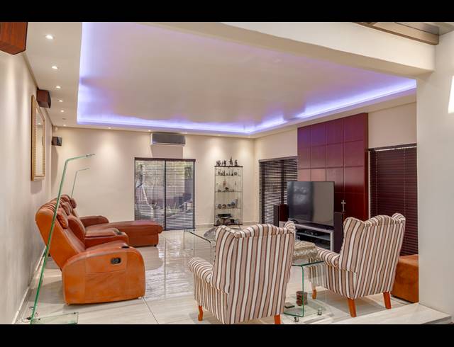 3 BEDROOM HOUSE FOR SALE IN WESTVILLE